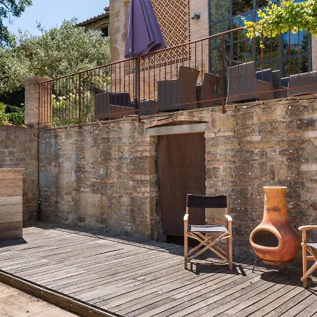 Rustic In With Pool Vakantiehuis