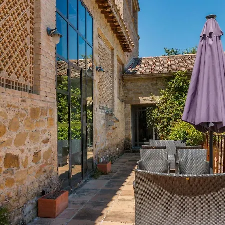 Rustic In With Pool *